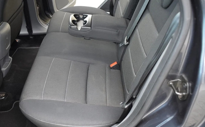 Ford Focus cena 16900 przebieg: 178000, rok produkcji 2010 z Kłodzko małe 172